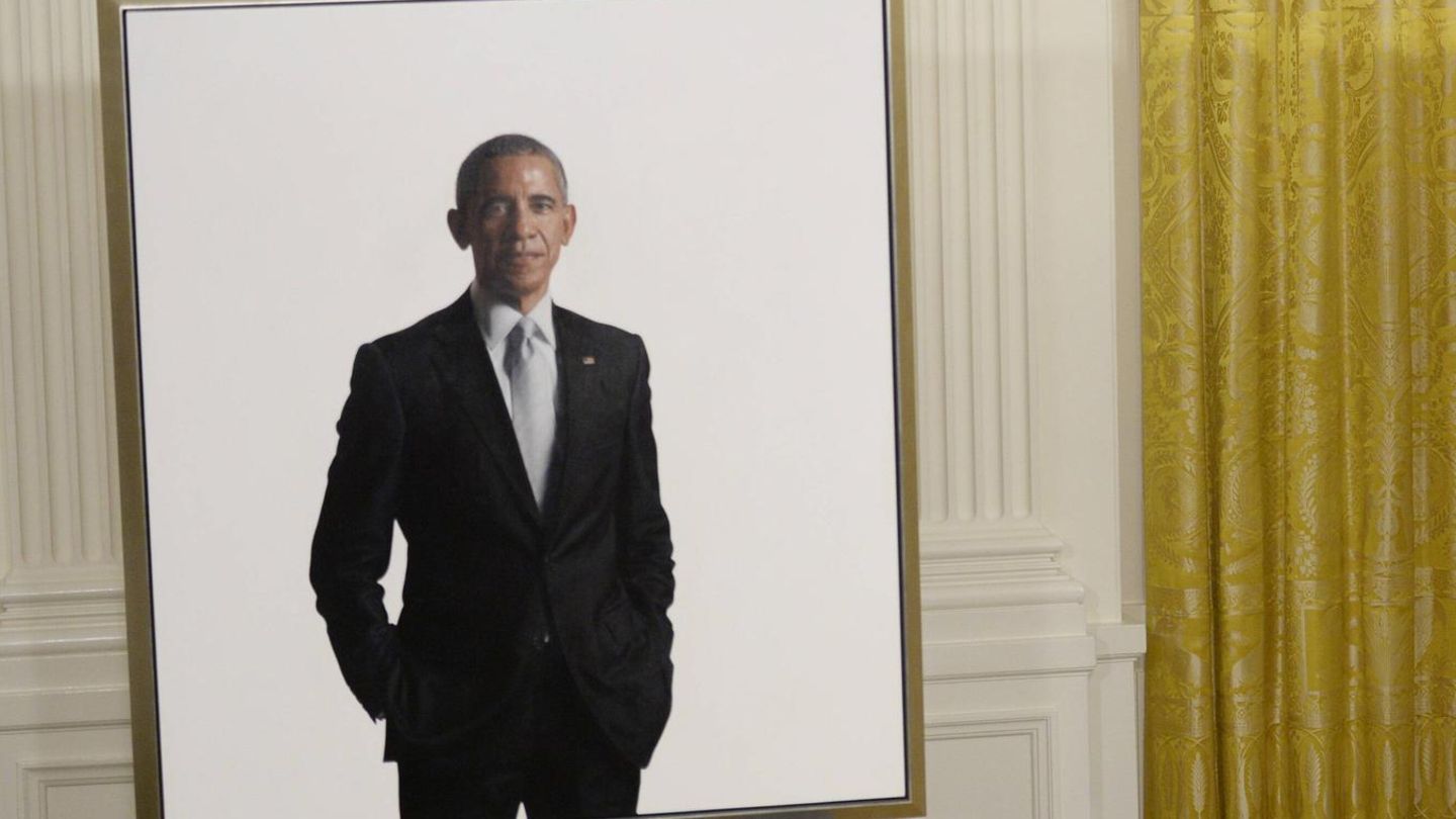 Donald Trump has the portrait of Obama hidden in the White House