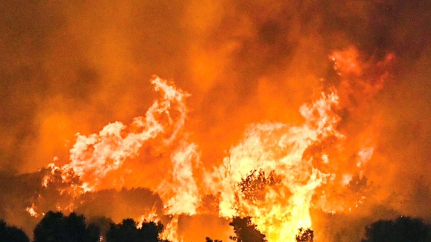 Brand bei Patras