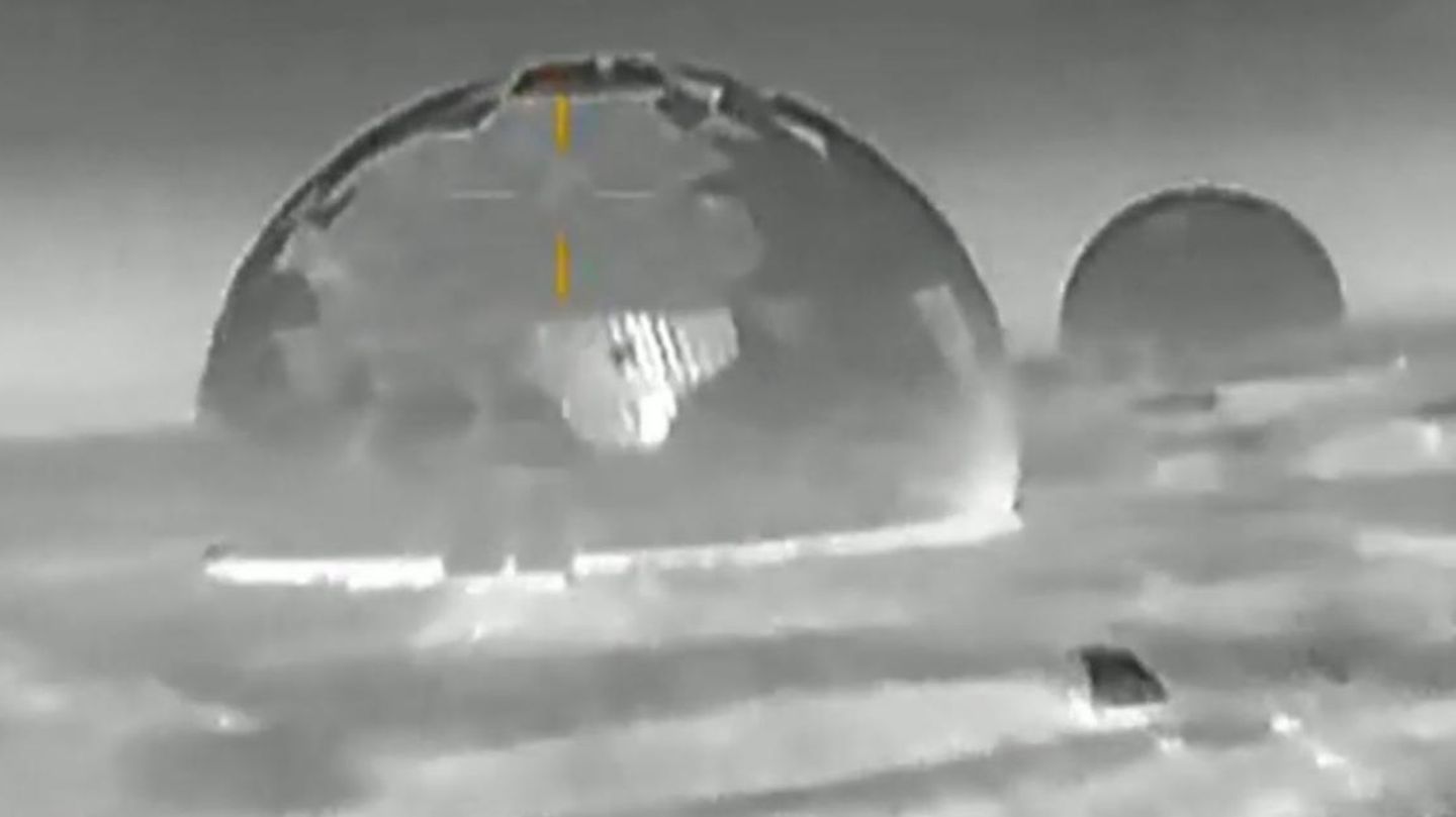Systeme-auf-der-Krim-Videos-sollen-Angriffe-auf-russische-Radar-Kuppeln-zeigen