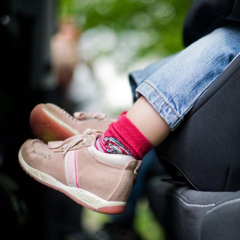 Es gibt keine offiziellen Zahlen darüber, wie häufig Babys von ihren Eltern im Auto vergessen werden