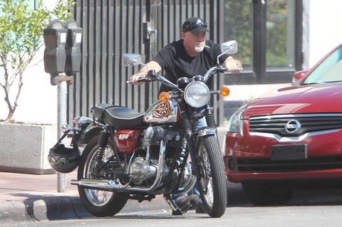 Billy Joel im Jahr 2013 mit einem seiner zahlreichen Motorräder