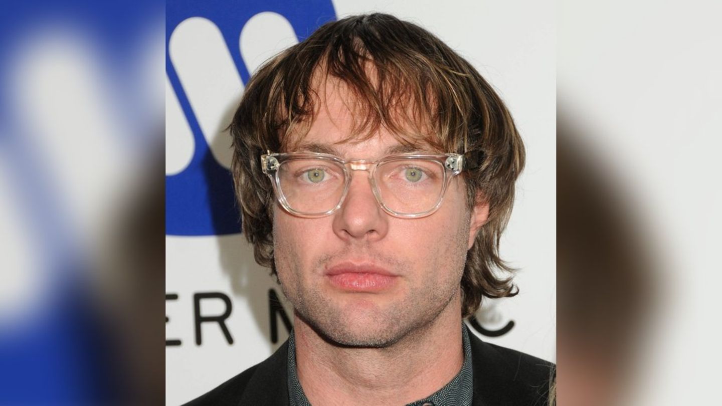 Long -time bass player of Maroon 5: Mickey Madden’s wife is enough divorce