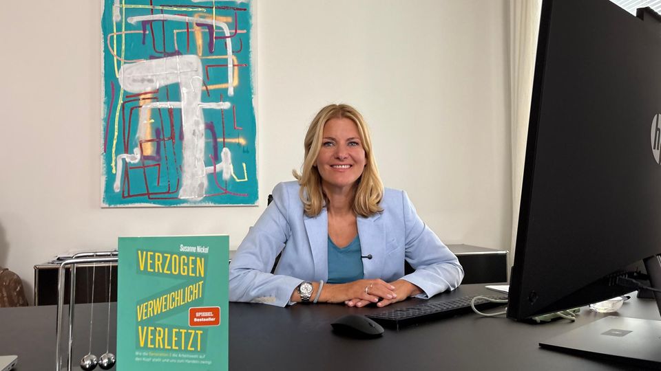 Arbeitsmoral der Gen Z: Susanne Nickel findet, wir müssen mehr und effektiver arbeiten Susanne Nickel findet, wir müssen mehr und effektiver arbeiten