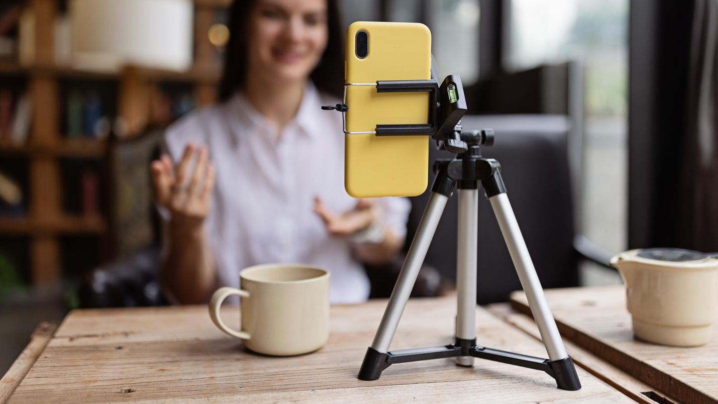 Influencer sollen jetzt Hilfe vom Finanzamt in Steuerfragen bekommen