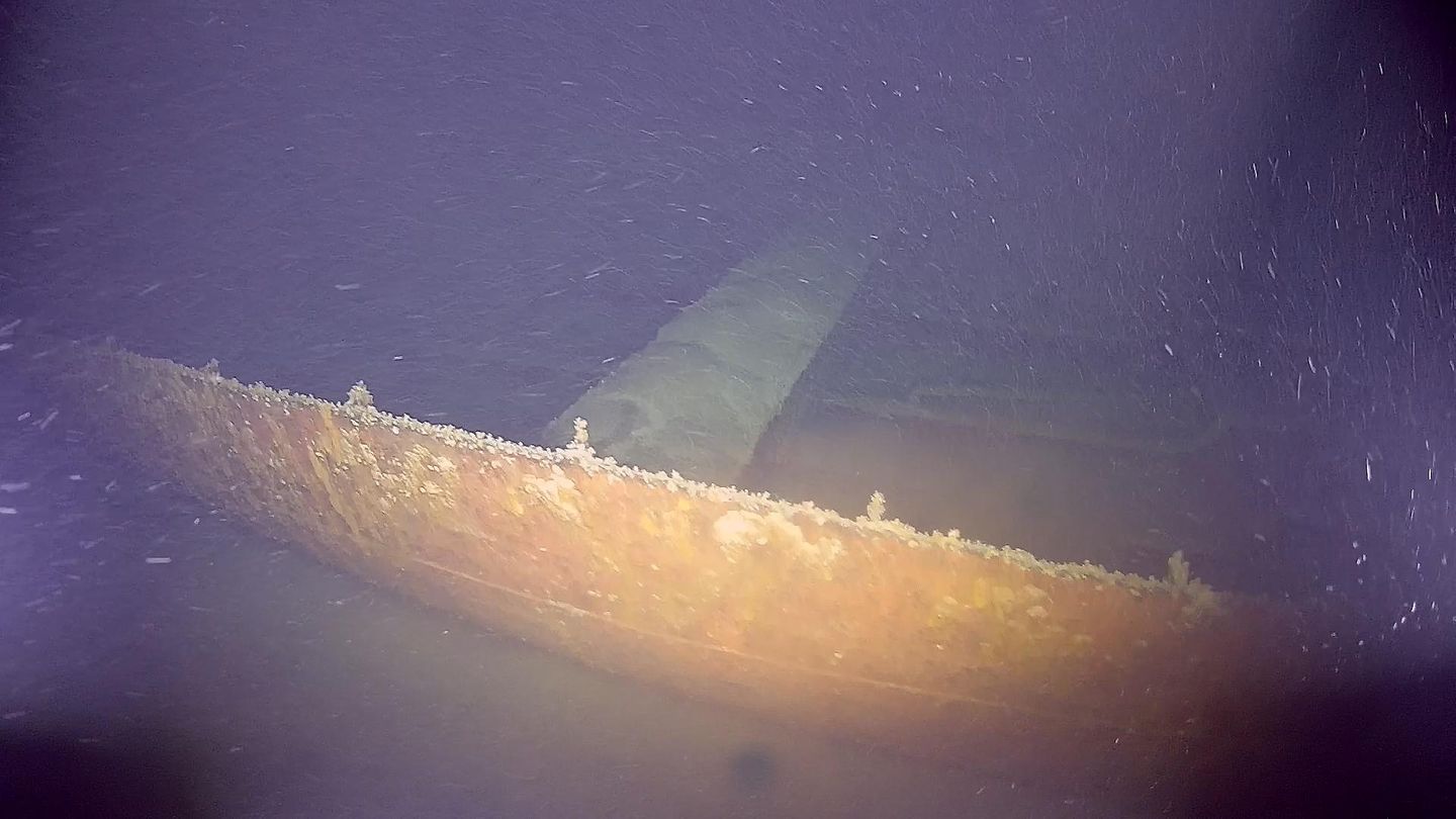 Rumpf der SD Baden (ehemals Kaiser Wilhelm) am Grund des Bodensees