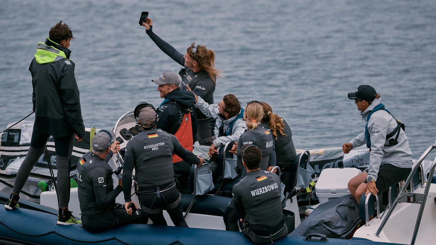 Super Stimmung vor dem freien Training. Felix van den Hövel fotografiert den denkwürdigen Moment.