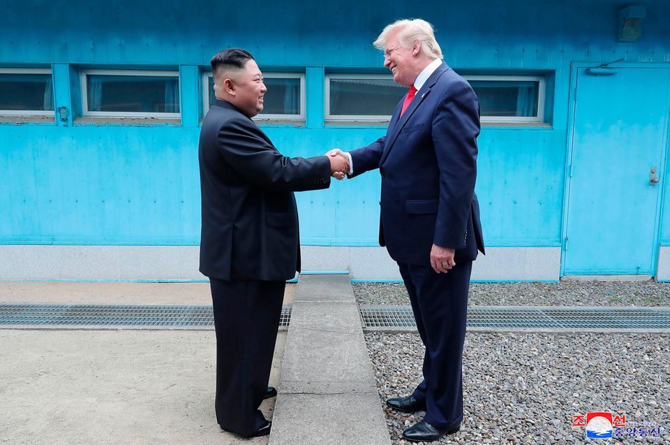 Donald Trump und Kim Jong-un im Sommer 2019 an der koreanisch-koreanischen Grenzline