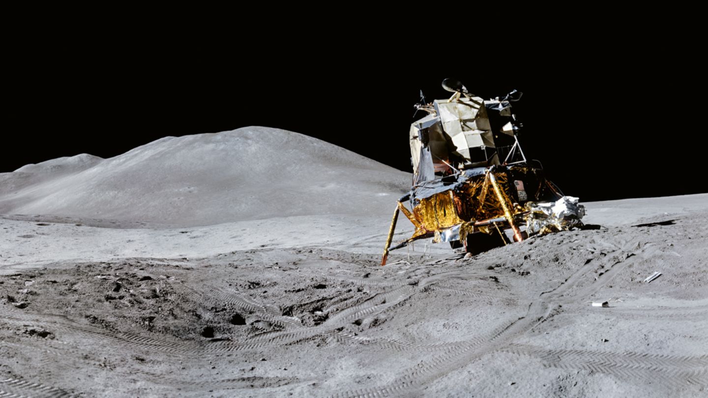 Die Apollo-Mondlandefähre auf der Oberfläche des Mondes