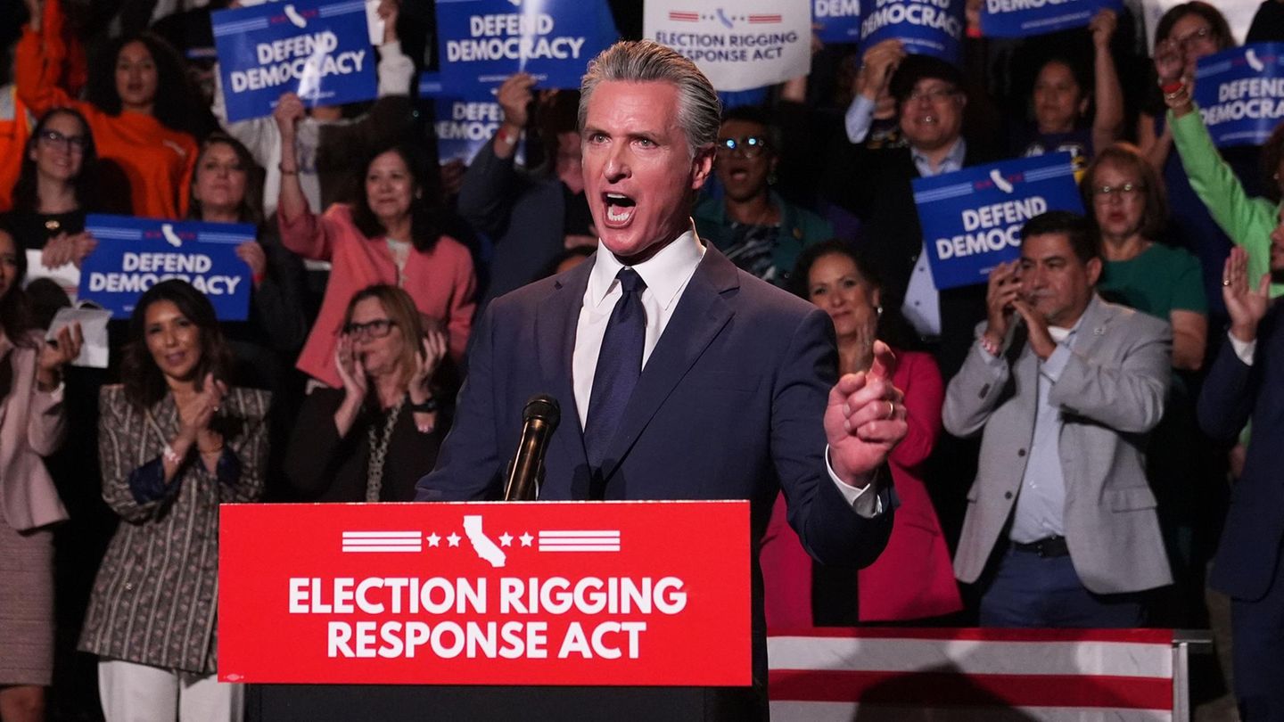 “GERRYMANGERING”: California plans to vote on constituency reform