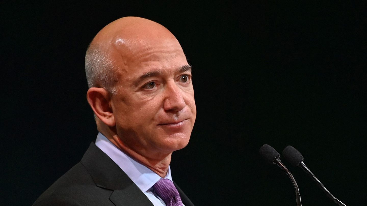 People: “Love you, mom” – Jeff Bezos mourns the loss of mother