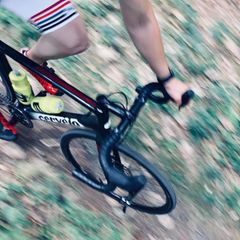 Gravelbike im Gelände