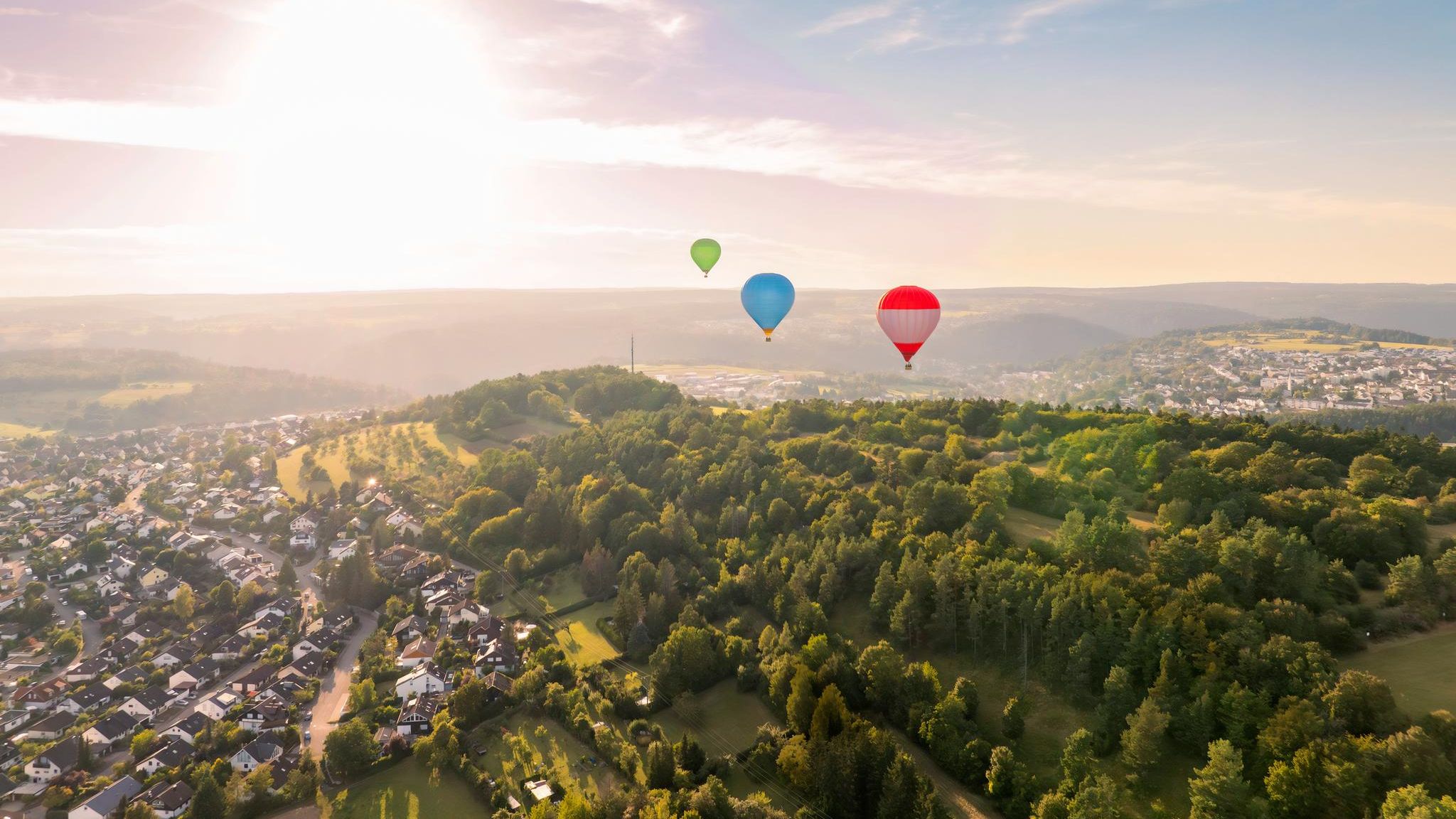 Ballons über der Schwarzwald-Stadt Calw