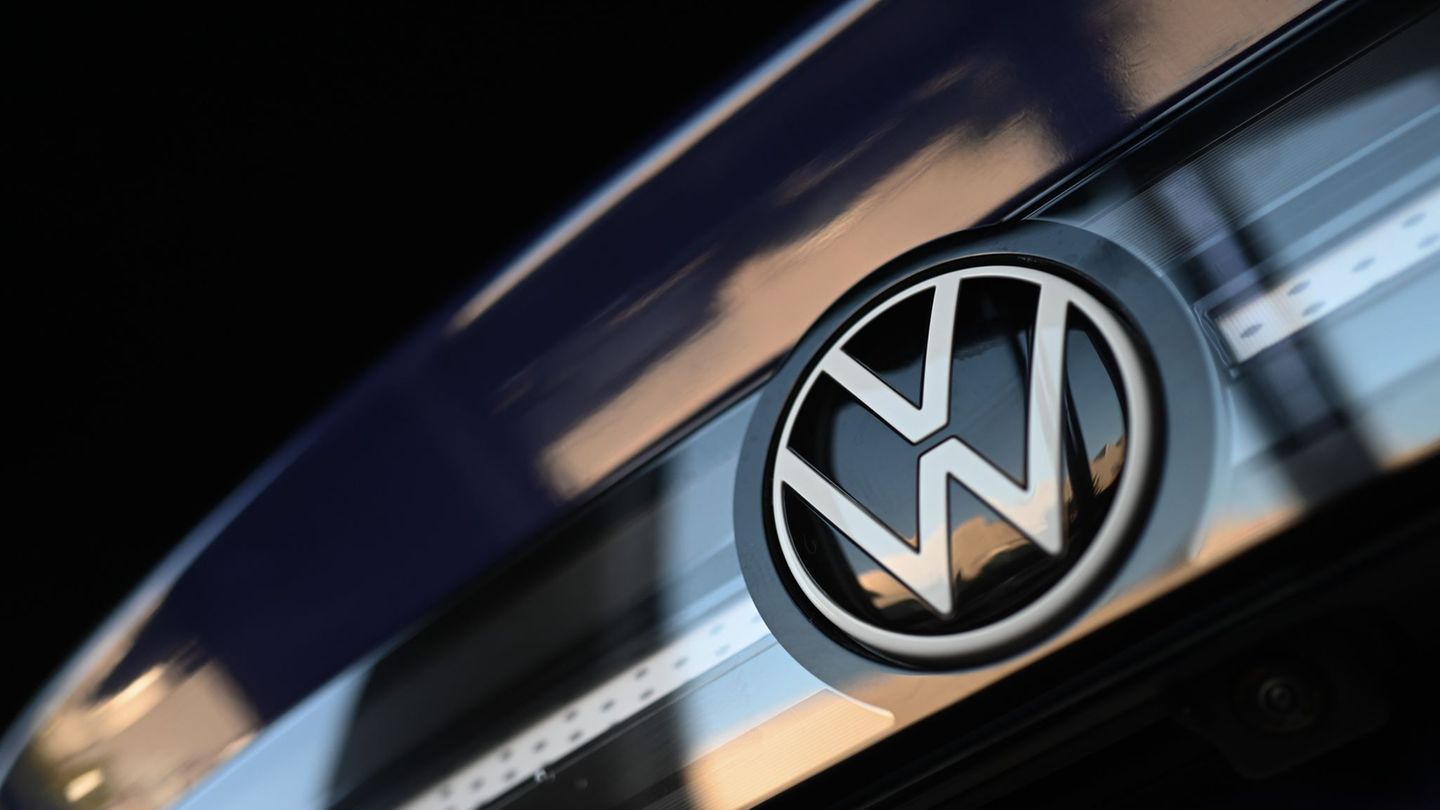 Electromobility: VW wants more funding for private e-car buyers