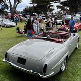 Mercedes 190 SL Cabrio von der Hinterseite betrachtet