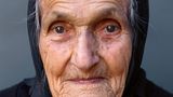 Lange leben: Die 100 Jahre alte Carolina David aus Teliu, Kreis Brasov, Rumänien