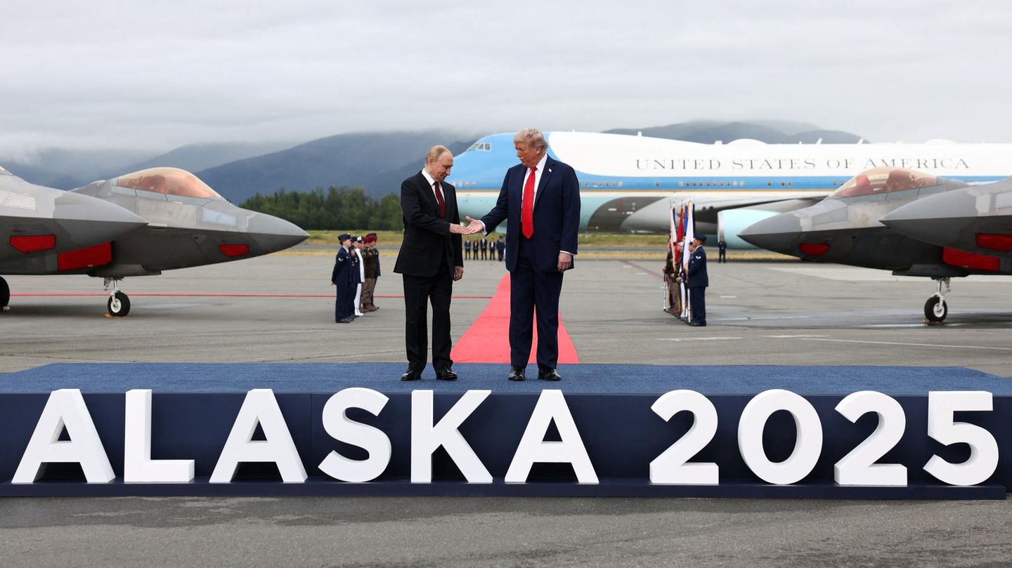 Trump-Putin summit in Alaska: The pictures of the meeting