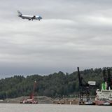 Donald Trump und seine Air Force One kurz vor Gipfelbeginn