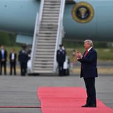 Trump applaudiert Putin, bevor sich die beiden Männer treffen 