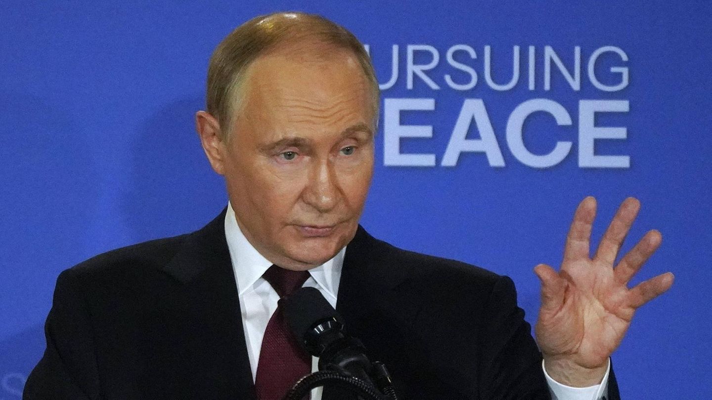 Trump-Putin meeting live: Putin claims the entire Donetsk region