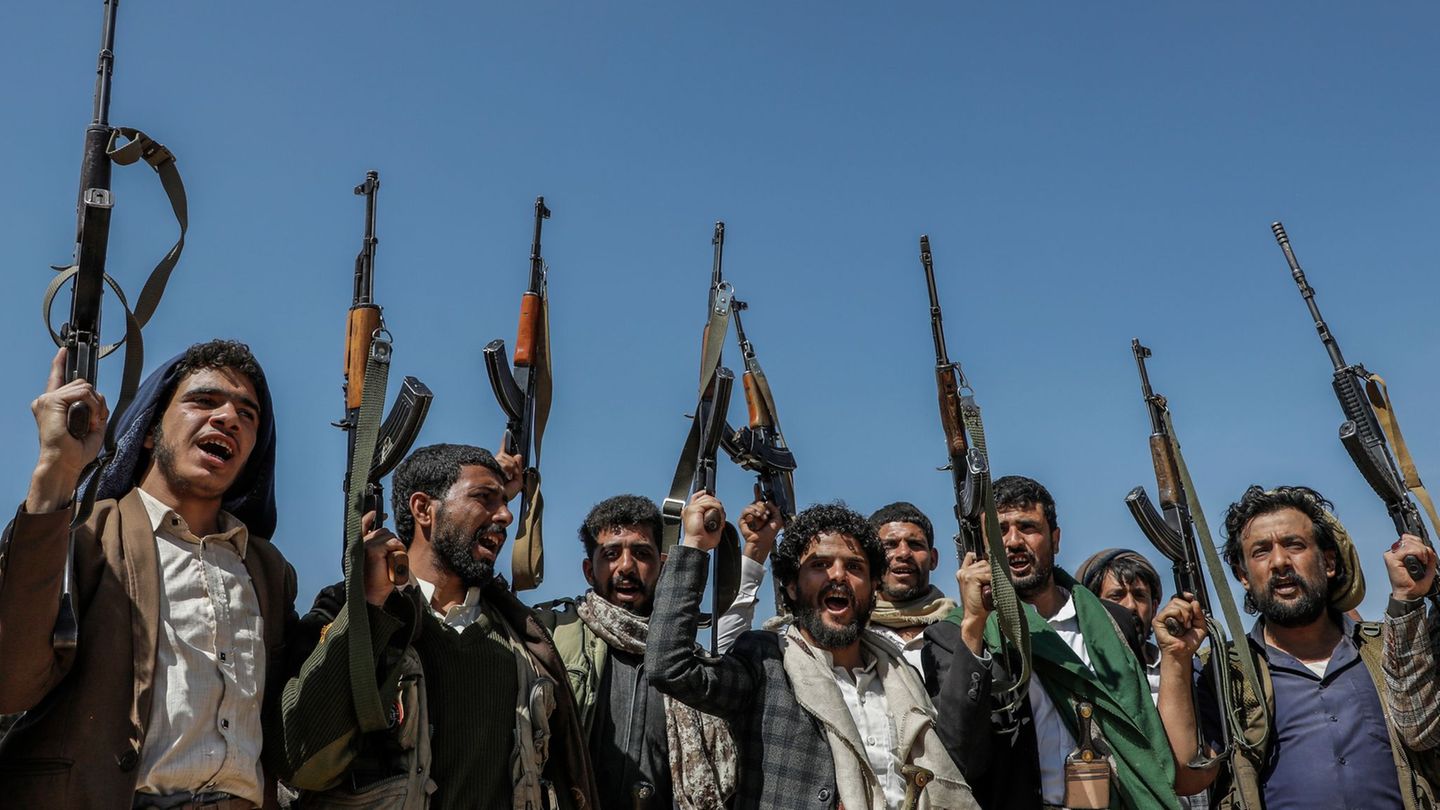 Conflict in the Middle East: Israel’s army attacks Huthi targets in Yemen