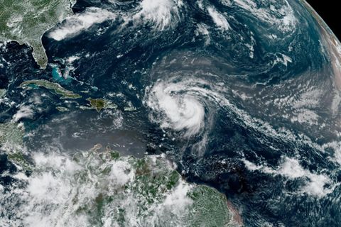 Satellitenbild von "Erin"