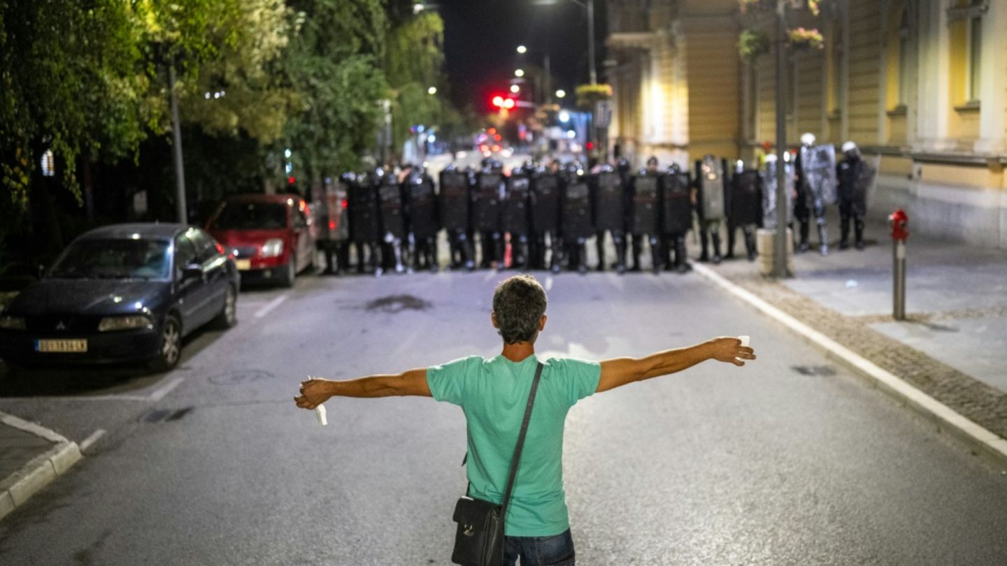 Seit Monaten regierungskritische Proteste in Serbien