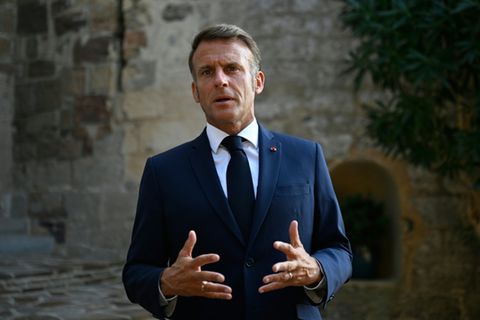 Frankreichs Präsident Macron am Sonntag in seiner Sommerresidenz Fort de Brégançon