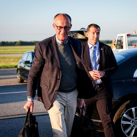 Chancellor Friedrich Merz on the roller field of Munich Airport