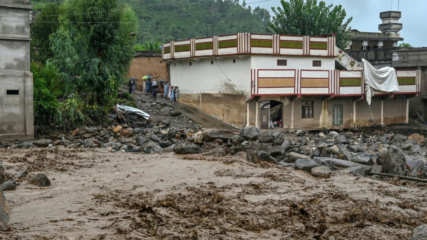 Schäden durch Sturzfluten in Pakistan