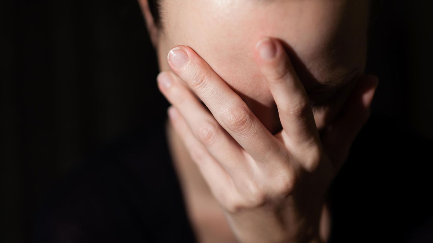 Suizidgedanken sind verbreitet, doch in vielen Ländern nehmen sich weniger Menschen das Leben