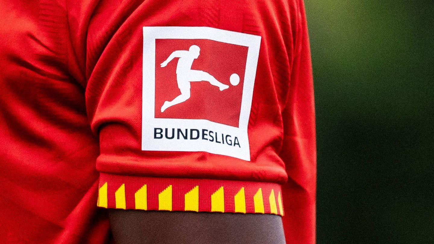 Trikot mit Bundesliga-Logo