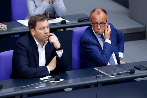 Friedrich Merz und Lars Klingbeil auf der Regierungsbank