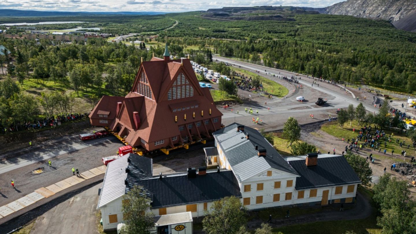 Transport der Kirche von Kiruna