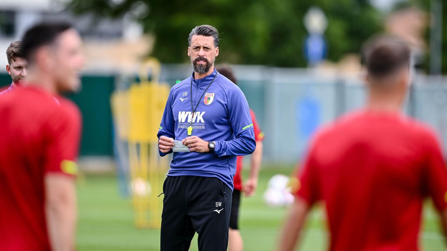 Sandro Wagner und der FC Augsburg – it's a Match! Bundesliga: Sandro Wagner beim Training des FC Augsburg