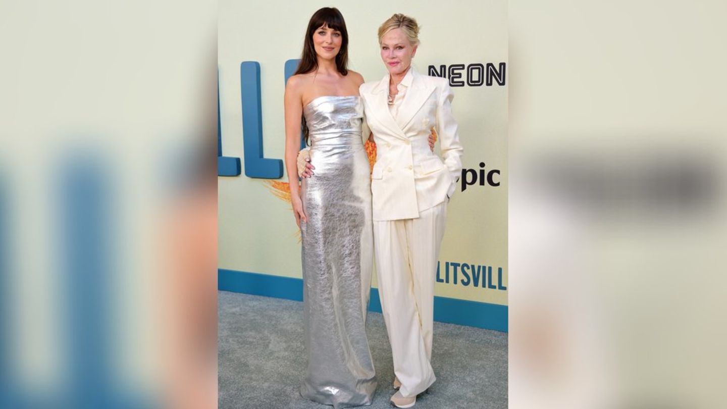 Dakota Johnson and Melanie Griffith: With mom at the film premiere