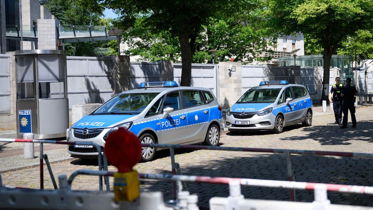 IS: Charge against 18-year-old because of a planned attack