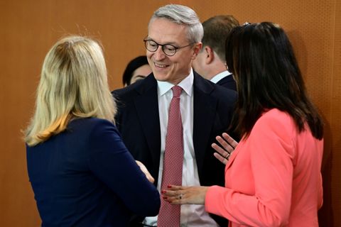 Minister Wildberger im Kabinett