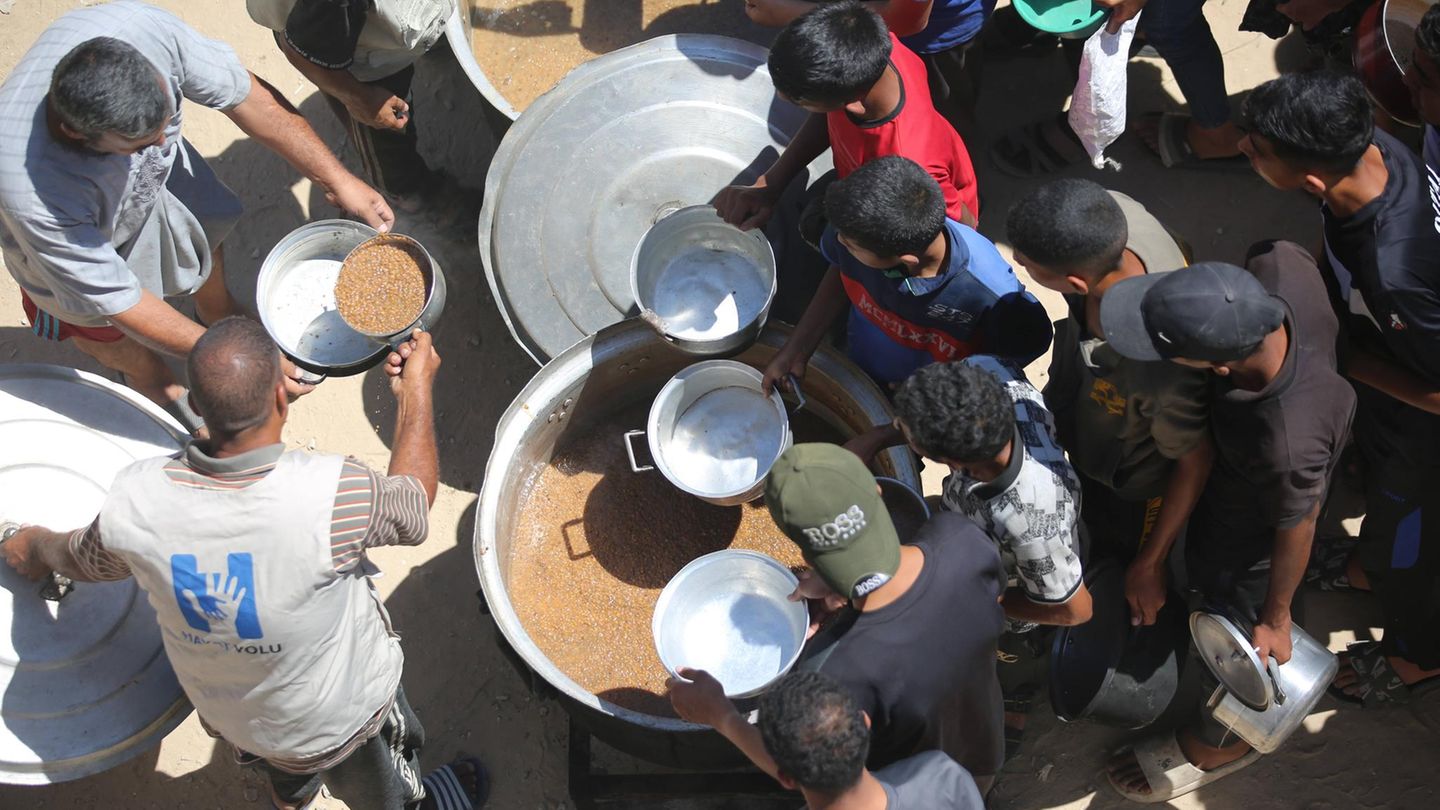 Gaza: According to Unrwa, the number of malnourished children has been tripled since March