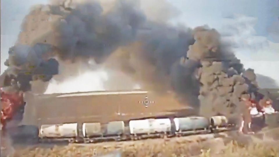 Drohnenaufnahmen zeigen Tankzug