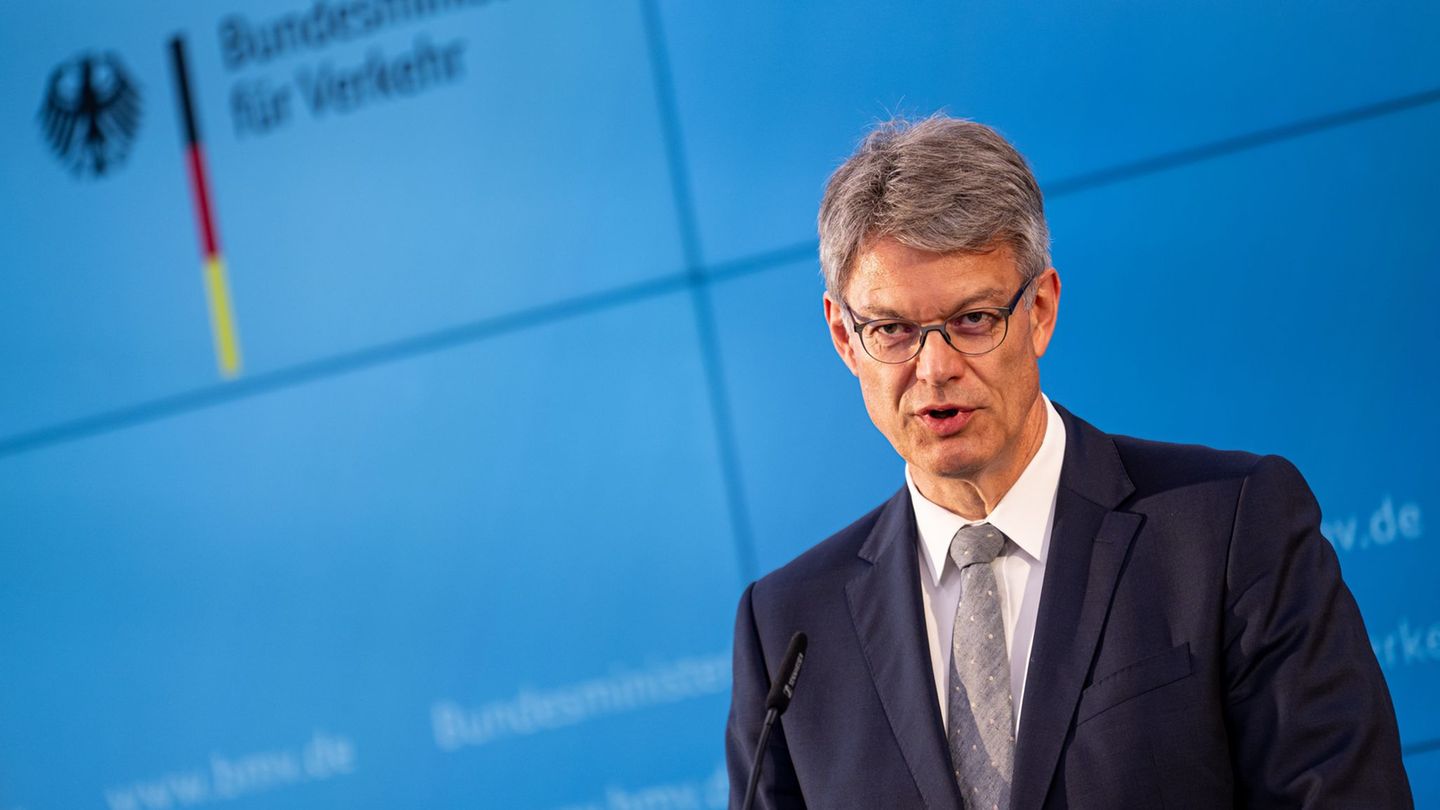 Deutsche Bahn: One of the most difficult jobs: Looking for new railway leaders