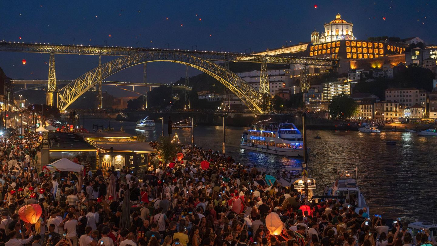 Geheimtipp ganz im Westen Europas. 12 Clubs und 252 Bars (mit Viersternebewertung). Das Bier kostet durchschnittlich 3 Euro, keine Angaben zu Cocktails (im Bild das Săo-Joăo-Fest)