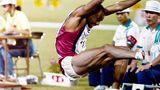 Sportrekord: Mike Powell bei seinem weitesten Sprung