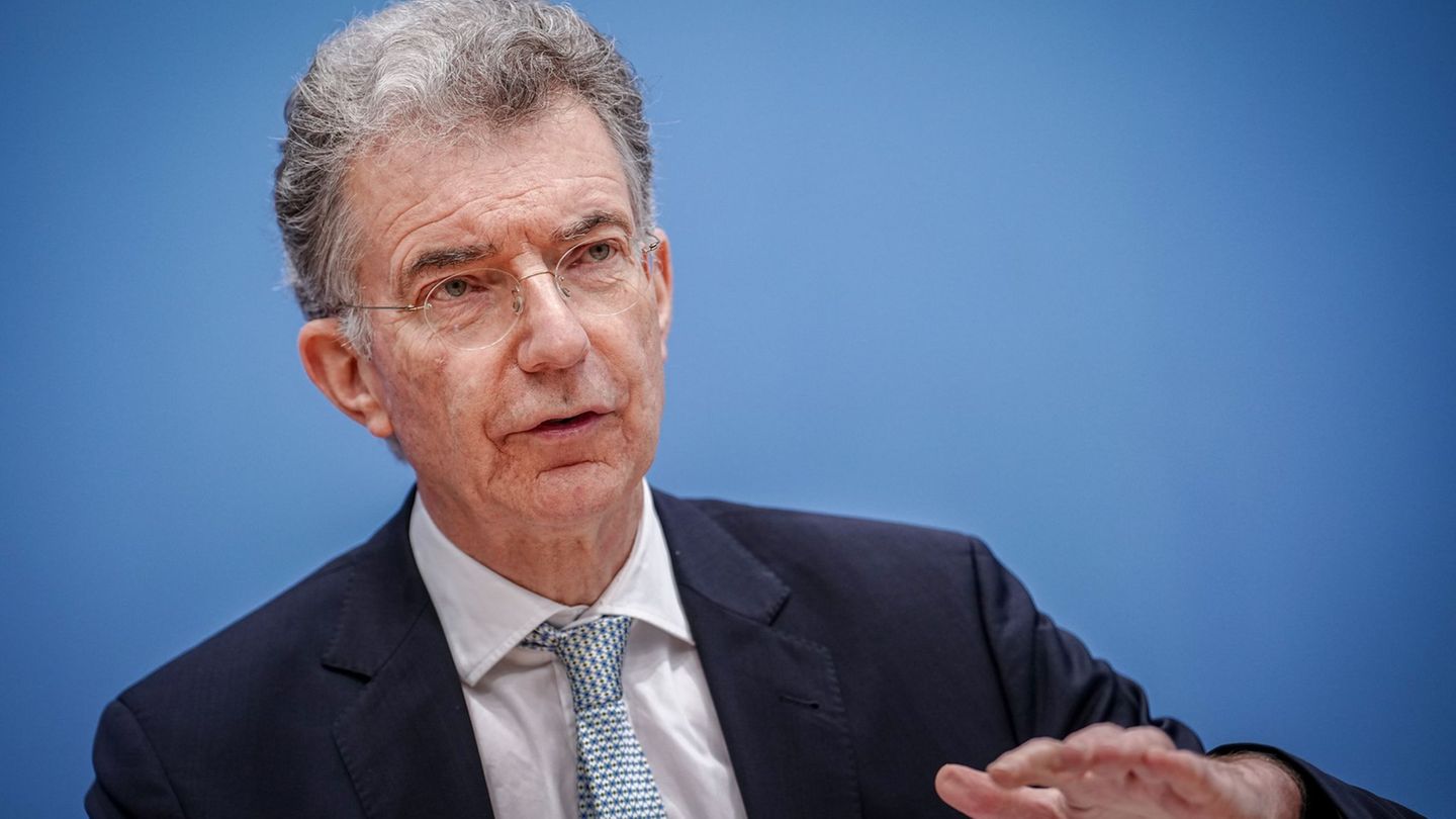 Conflicts: Heusgen: Federal Government should recognize the state of Palestine