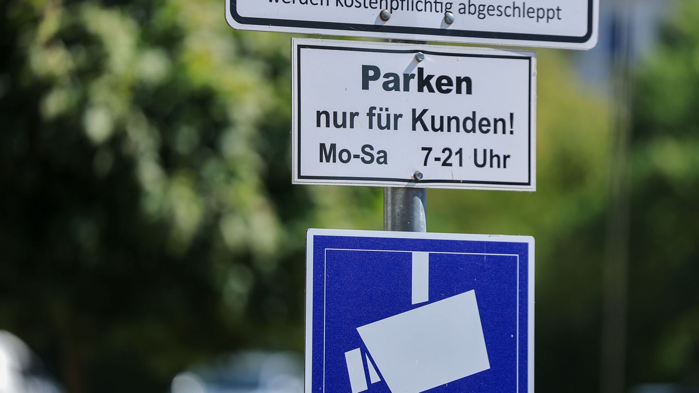 Wrongly asked to checkout?: Consumer advocates criticize private parking companies