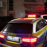 Sperrung in Völklingen durch einen Polizeiwagen