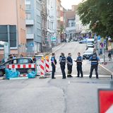 Polizisten in der Innenstadt von Völklingen