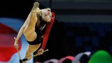 Rio de Janeiro, Brasilien. Die japanische Sportlerin Kita Mirano präsentiert ihre Kür mit Keulen bei der Weltmeisterschaft der Rhythmischen Sportgymnastik 2025. Der internationale Wettbewerb läuft noch bis zum 24. August