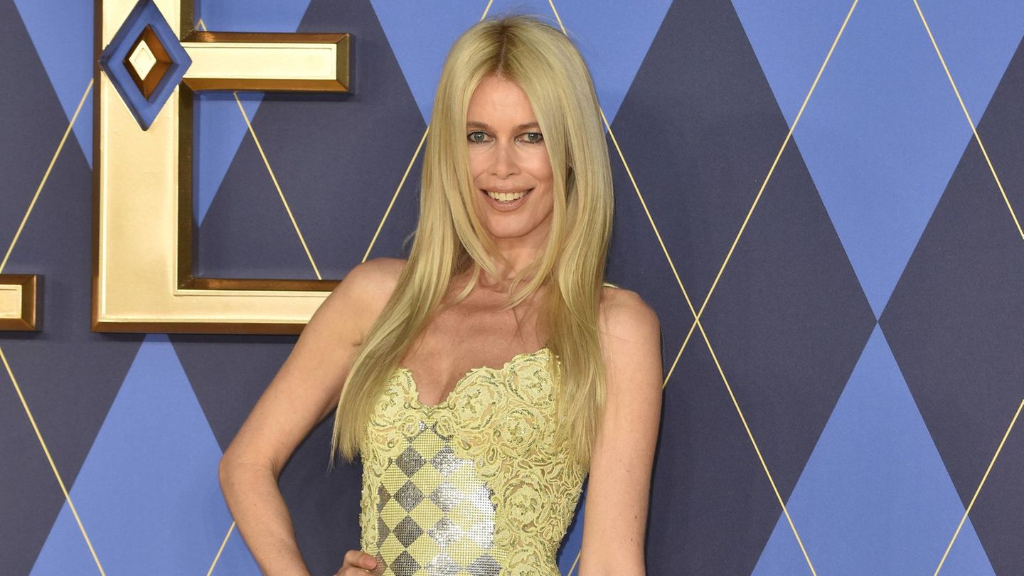 Claudia Schiffer is 55: Congratulations in pictures
