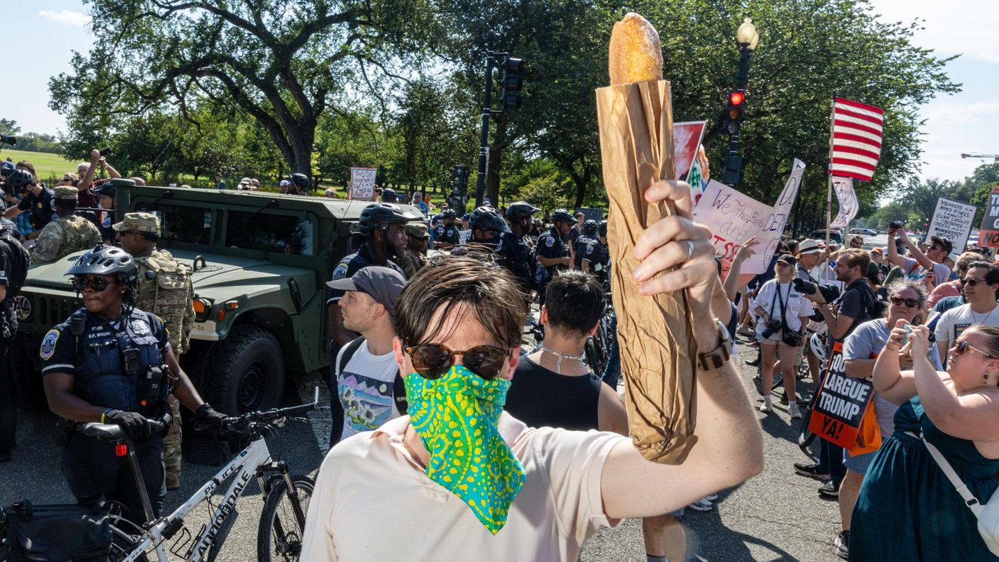 Washington: “Sandwich Guy” becomes a symbol of protests against Trump