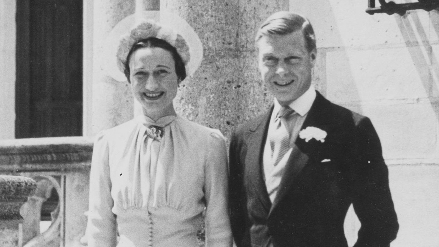 die Amerikanerin Wallis Simpson und der frühere König Edward VIII. bei ihrer hochzeit 1937